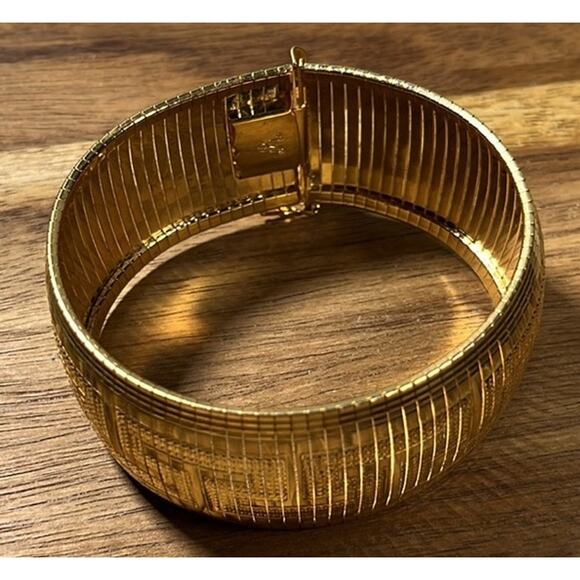Moda Al Massimo 18K Yellow Gold Over Bronze Greek Key OmegaLink 7 1/2” Bracelet - Picture 3 of 5